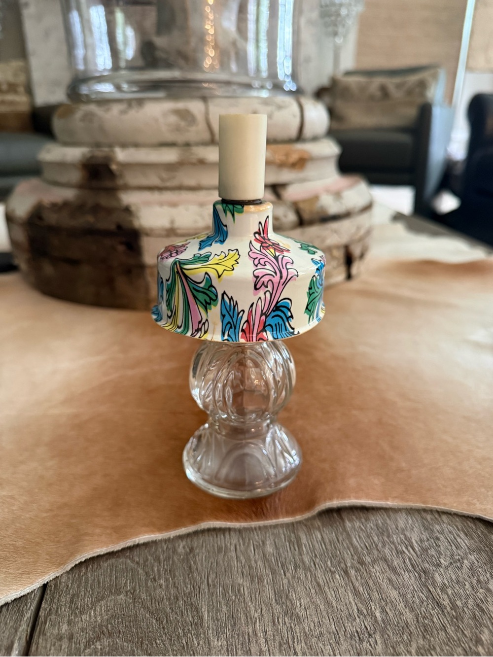 Vintage Lander Apple Blossom Toilet Water Lamp Figure